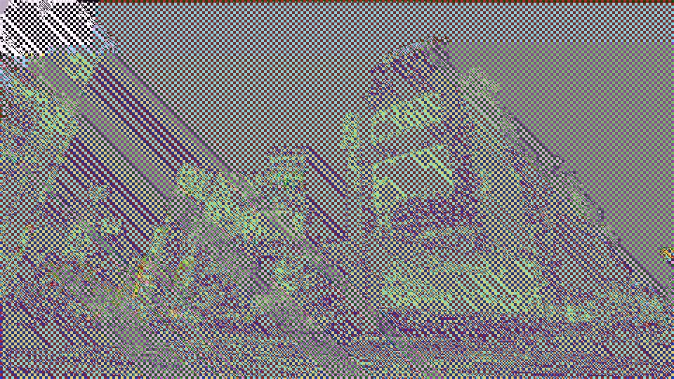 Glitch frame 21